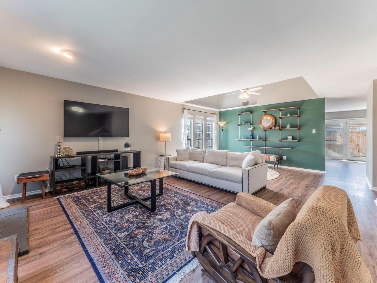 2110 Morley Dr, Austin, TX 78752 Main Photo