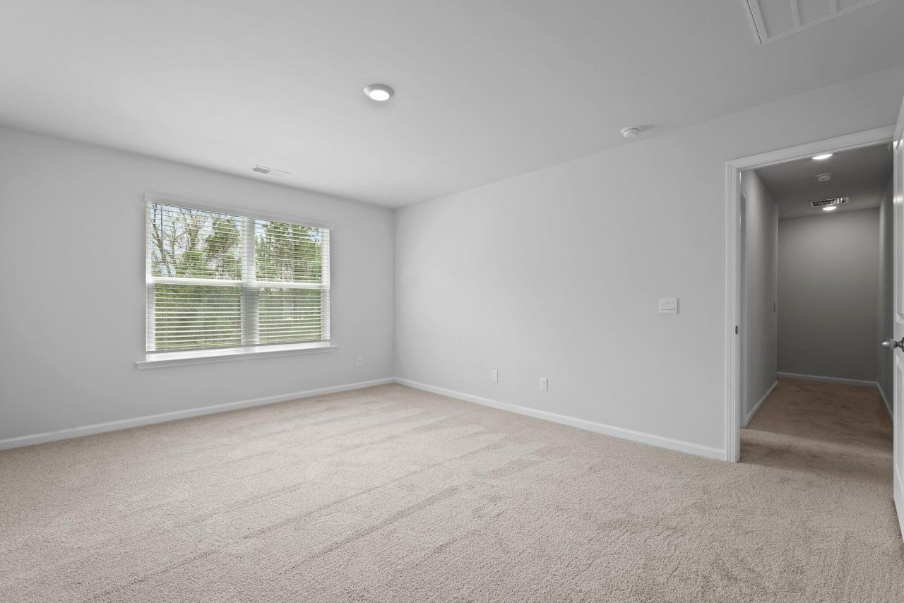 405 Tulip Poplar Drive Photo 33