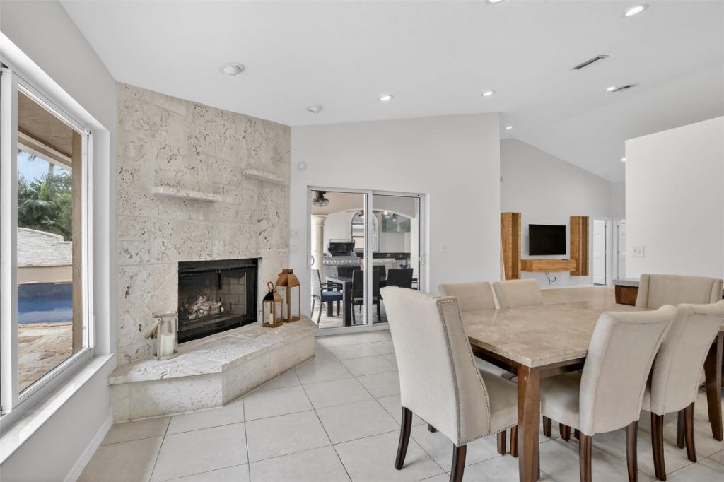 11401 NW 23rd St, Plantation, FL 33323 Photo