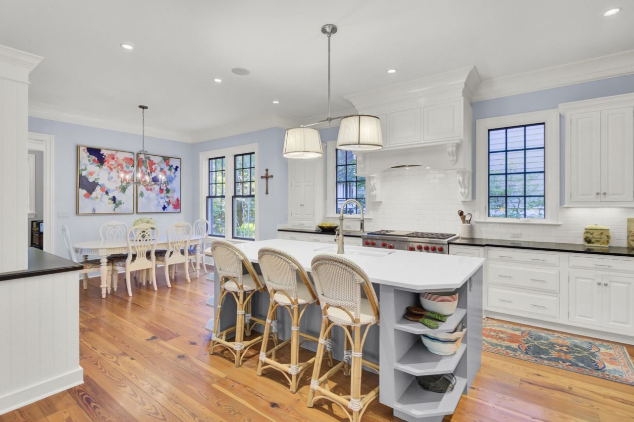 290 Delahow Street Photo 19