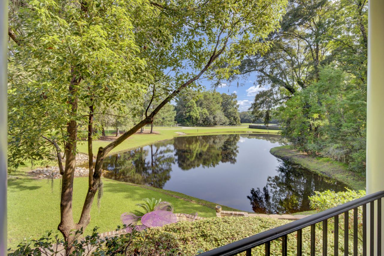 290 Delahow Street Photo 37