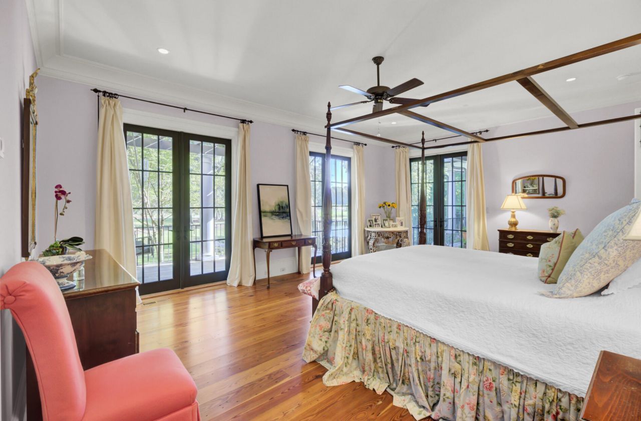 290 Delahow Street Photo 40