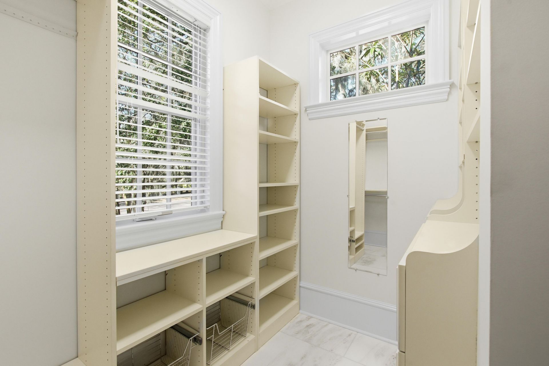 290 Delahow Street Photo 46