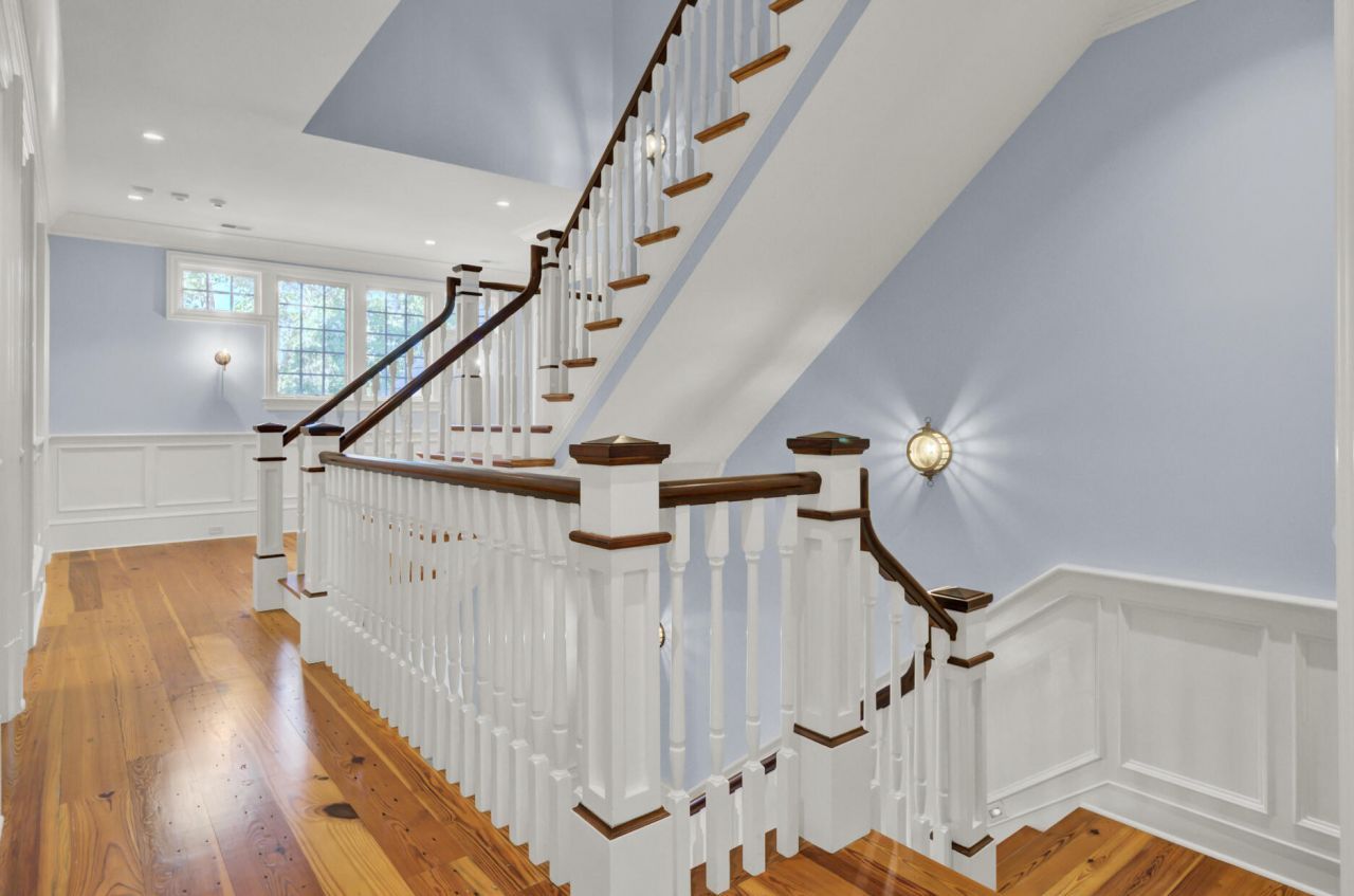 290 Delahow Street Photo 52