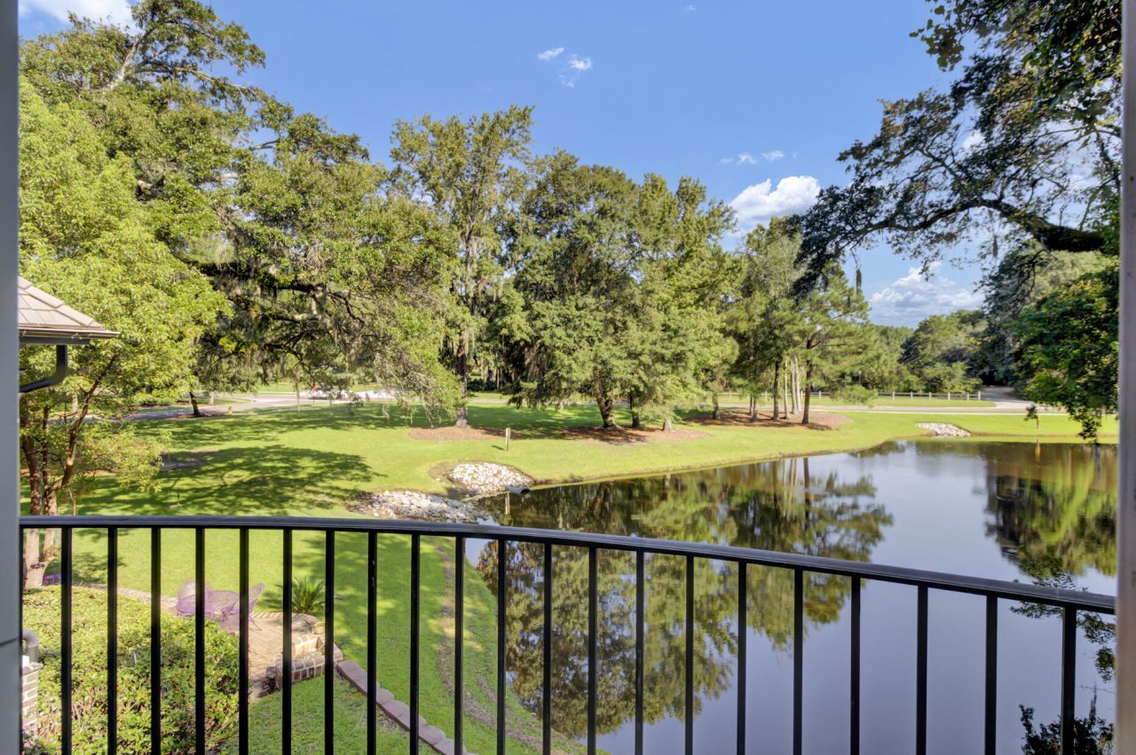 290 Delahow Street Photo 77