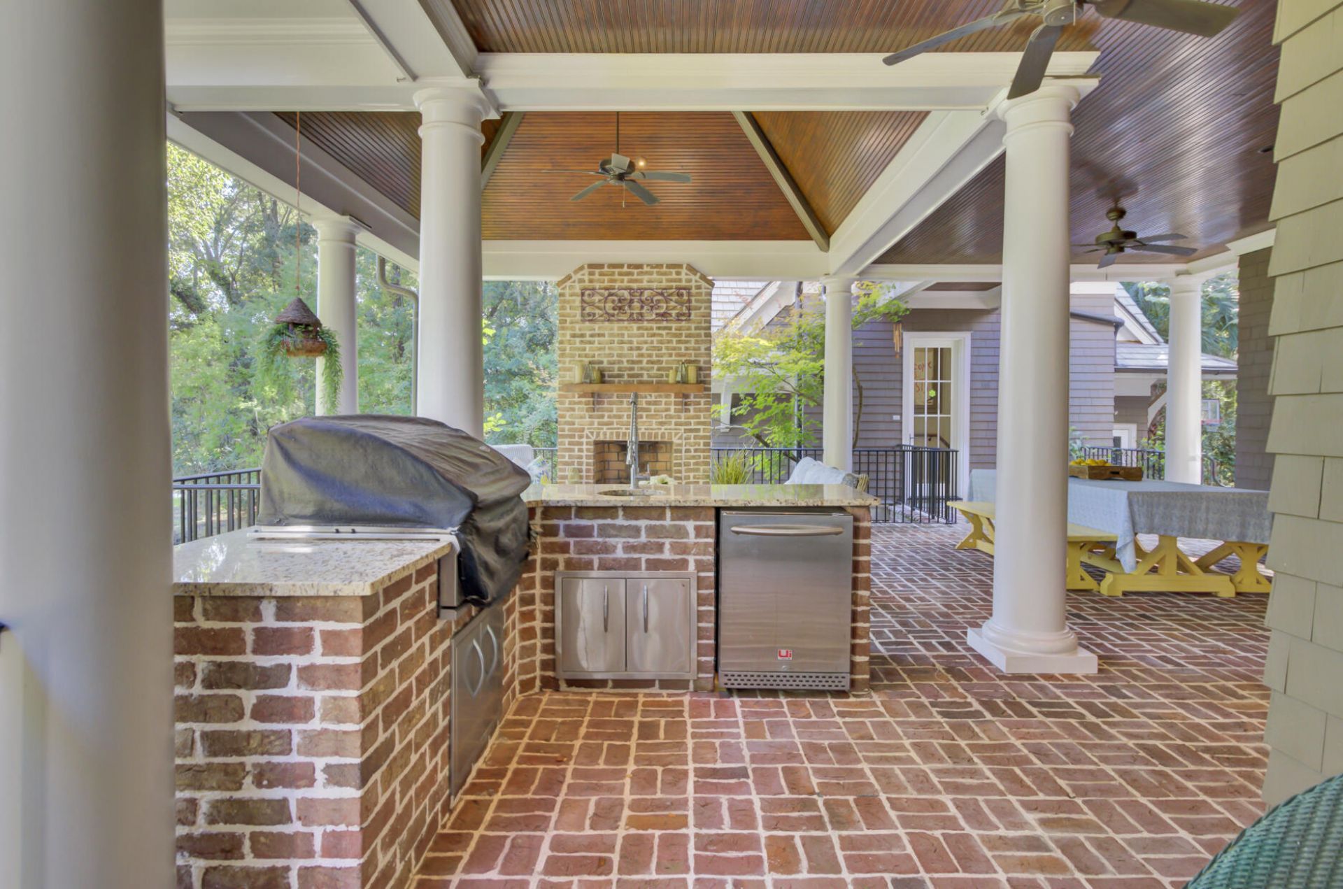 290 Delahow Street Photo 82