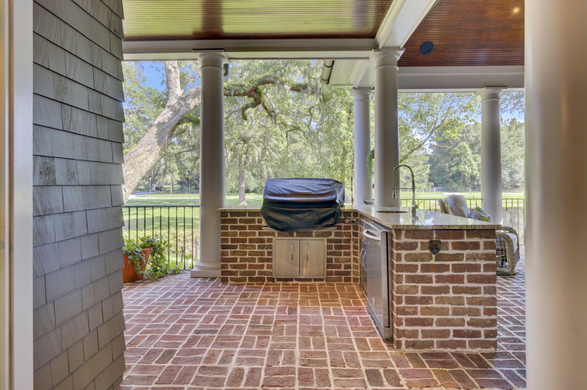 290 Delahow Street Photo 83