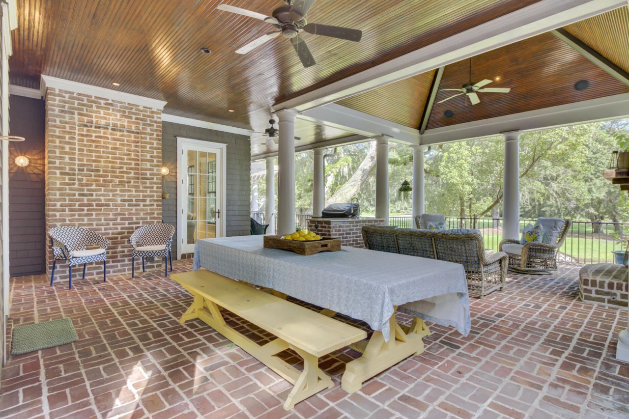 290 Delahow Street Photo 88