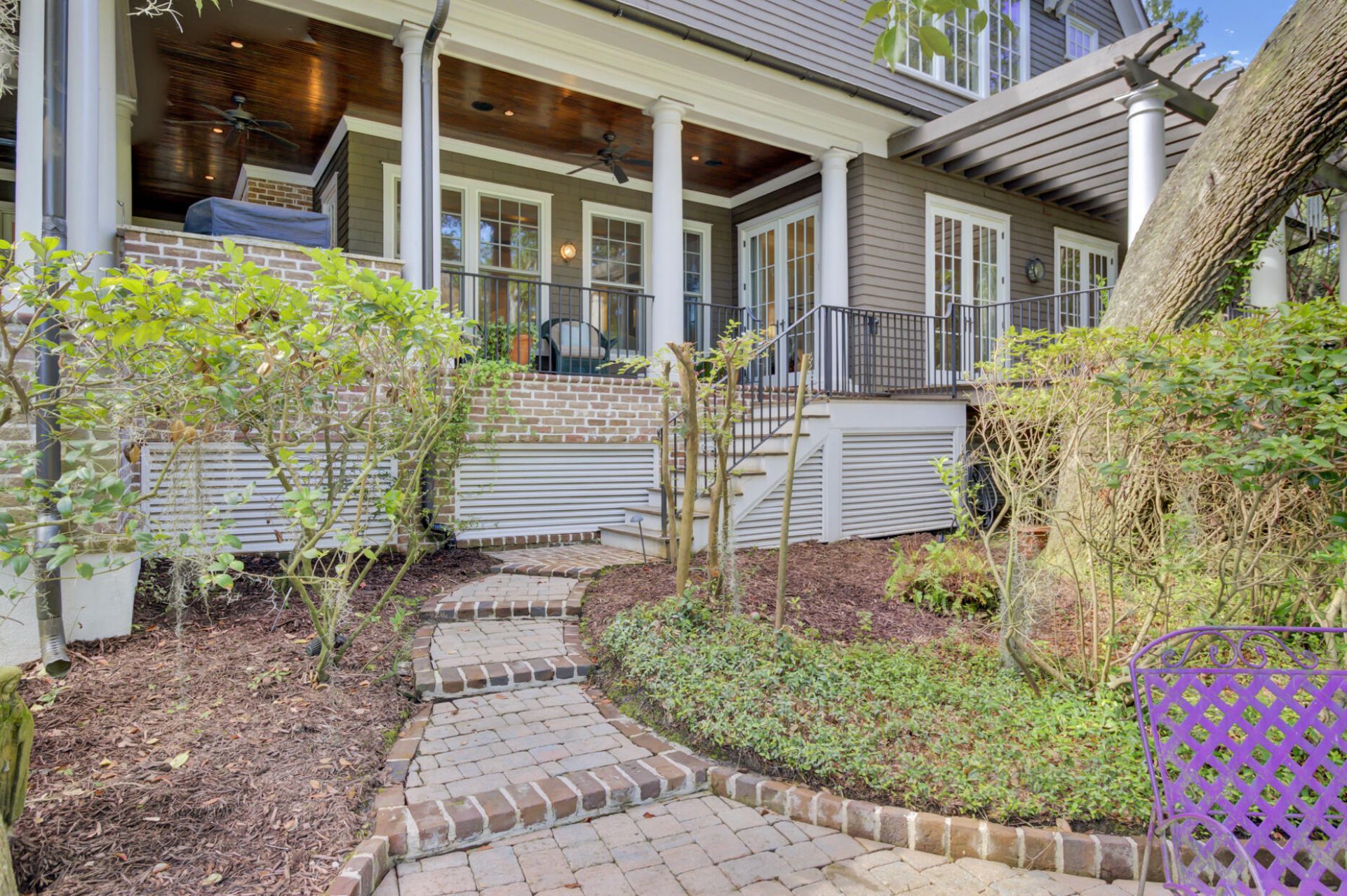 290 Delahow Street Photo 91