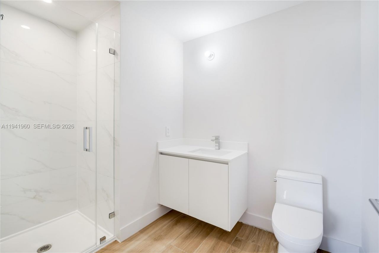 700 NE 24 Street, Unit 4203, Miami, FL 33137 Photo