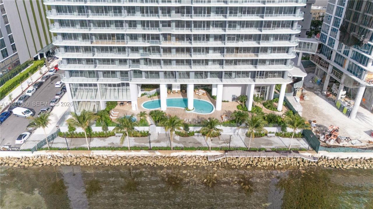 700 NE 24 Street, Unit 4203, Miami, FL 33137 Photo