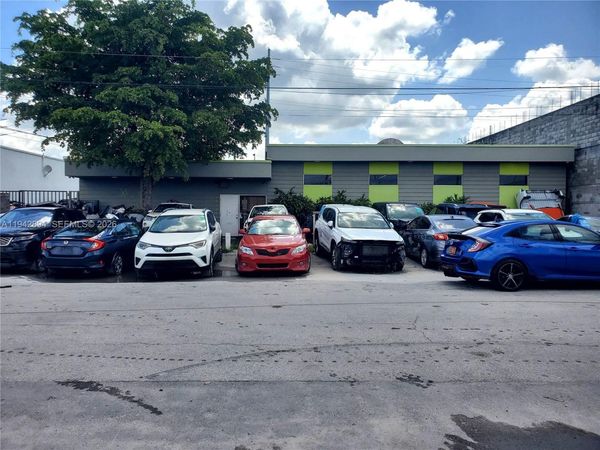 17121 NW 2nd Ct , Miami Gardens, FL 33169