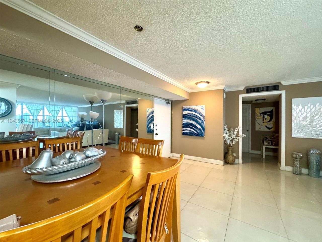 301 174th St , Unit 2201, Sunny Isles Beach, FL 33160 Photo