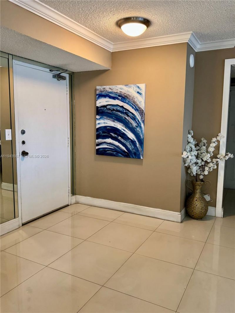 301 174th St , Unit 2201, Sunny Isles Beach, FL 33160 Photo