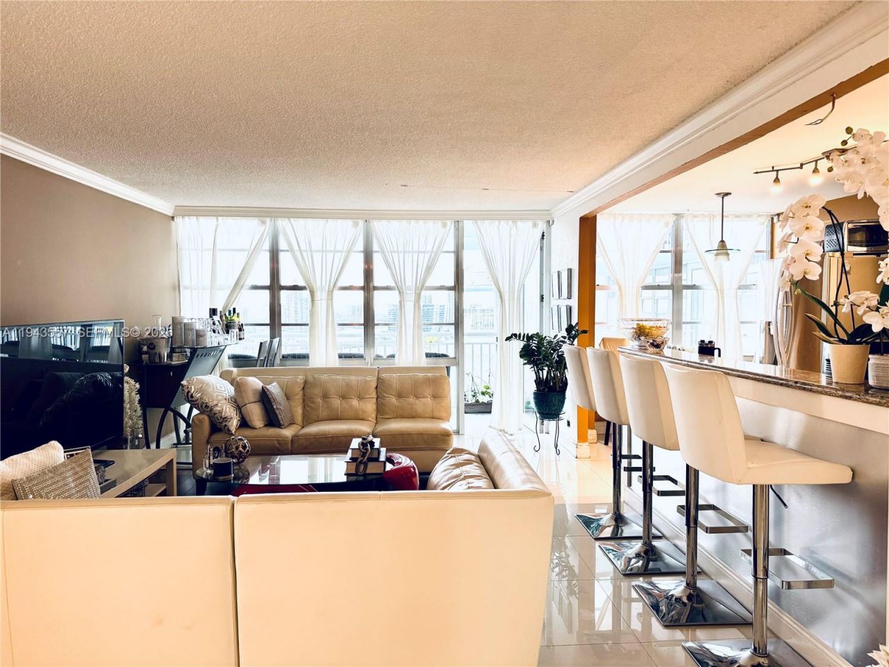 301 174th St , Unit 2201, Sunny Isles Beach, FL 33160 Photo