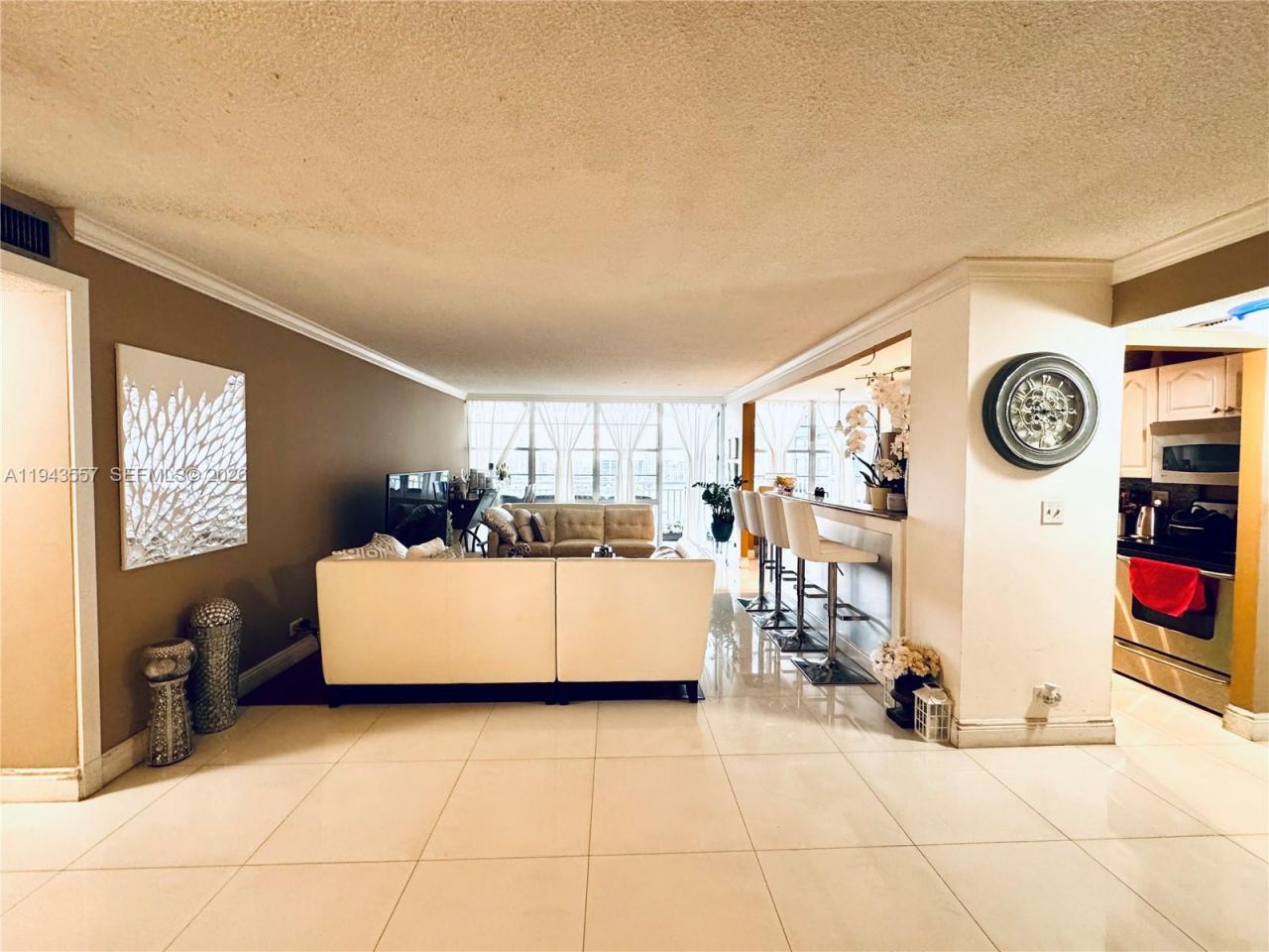 301 174th St , Unit 2201, Sunny Isles Beach, FL 33160 Photo