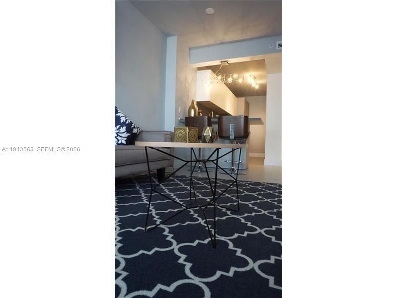 100 Lincoln Rd, Unit 420, Miami Beach, FL 33139 Photo