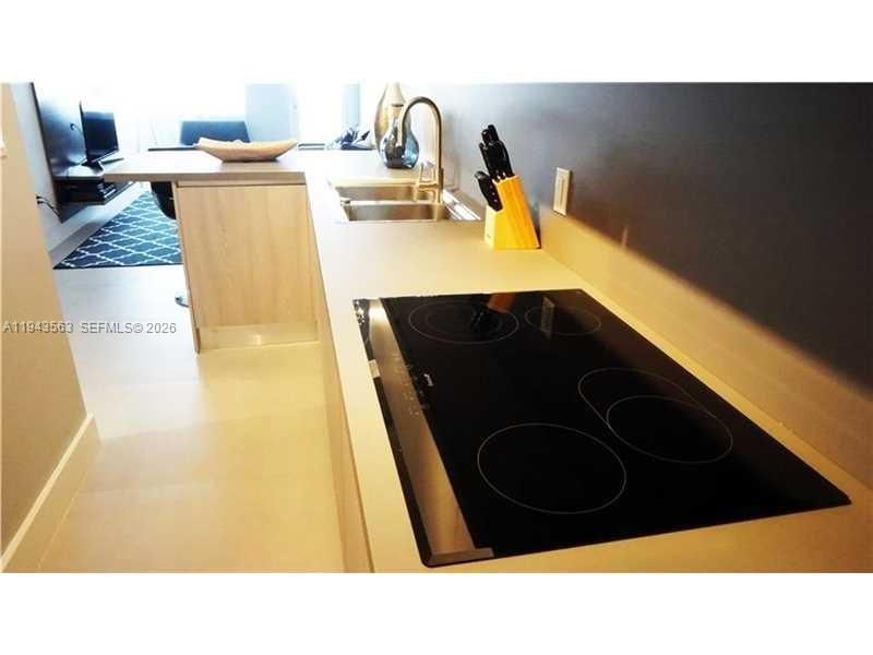 100 Lincoln Rd, Unit 420, Miami Beach, FL 33139 Photo