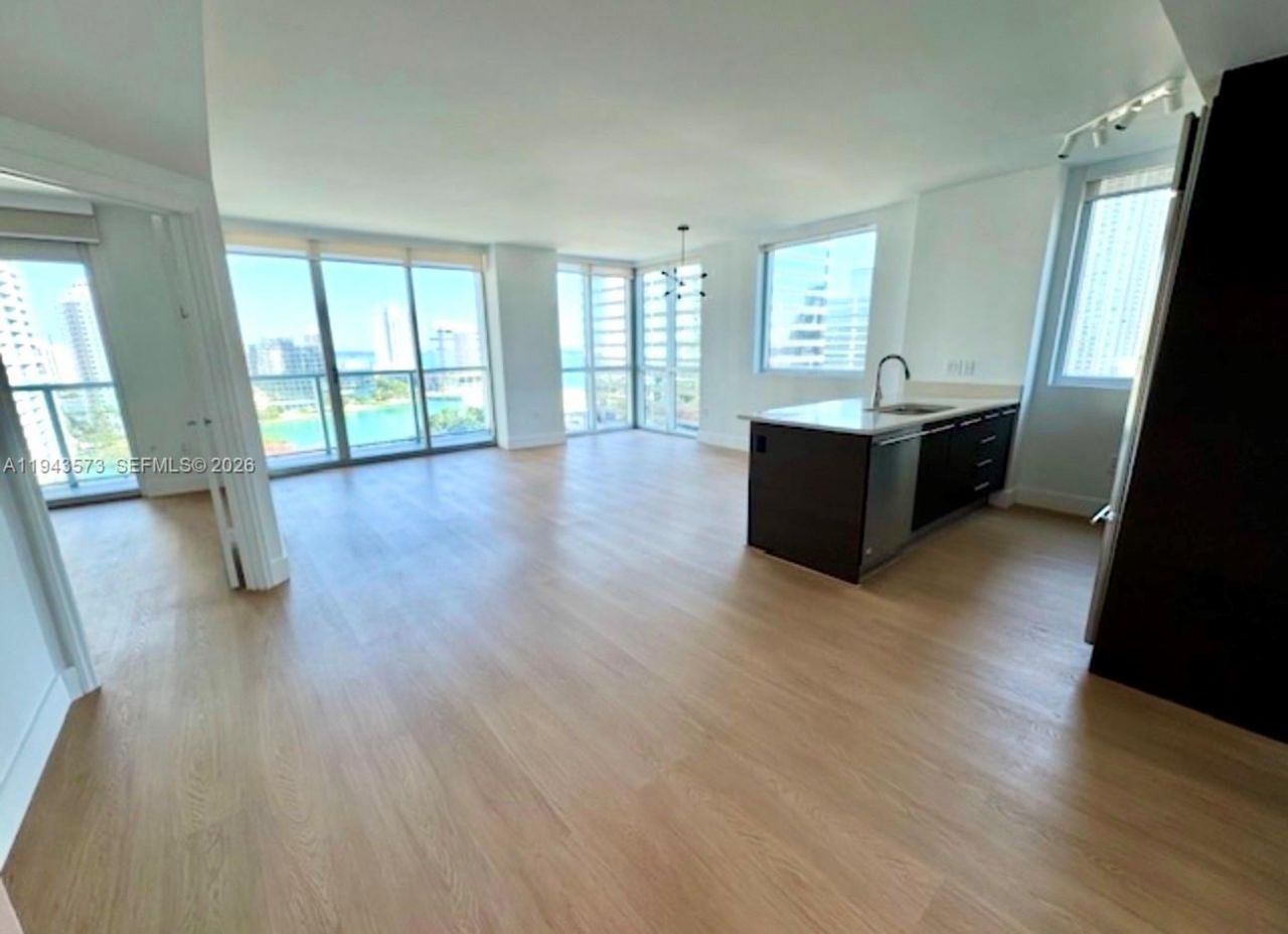 500 Brickell Ave, Unit 1502, Miami, FL 33131 Photo