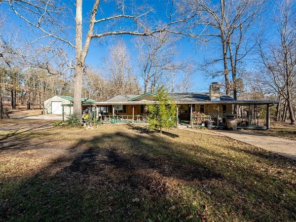 6575 Oakwood , Gilmer, TX 75645