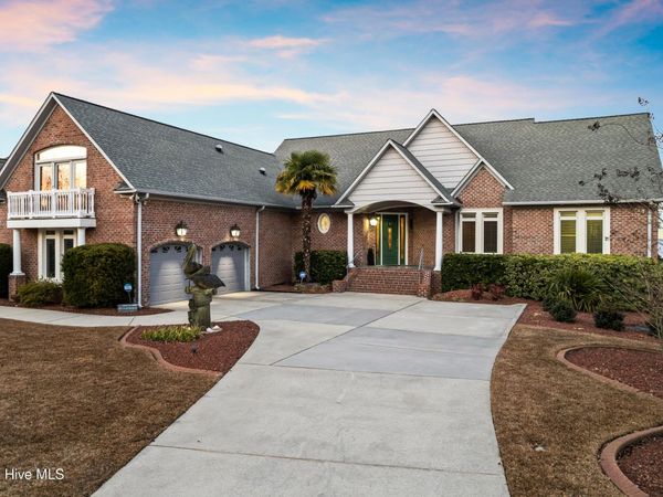 116 Stillwood Court, New Bern, NC 28560