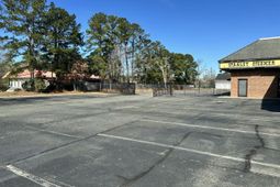 7890 Dorchester Road photo 4