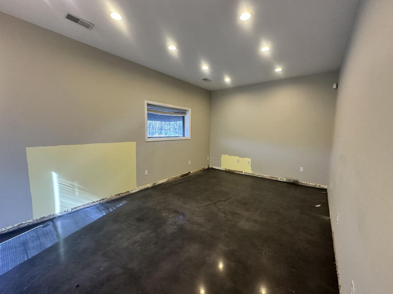 7890 Dorchester Road Photo 7