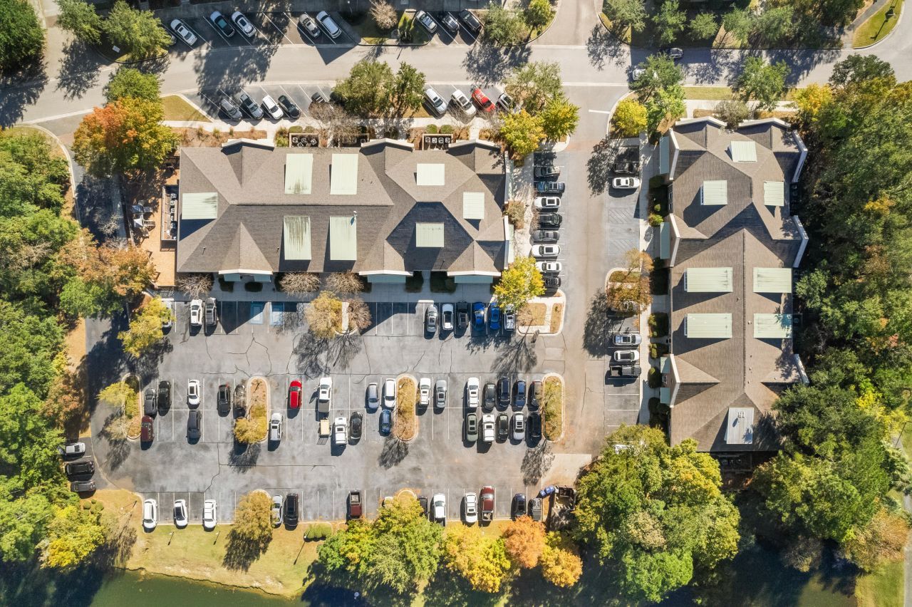 3400 Salterbeck Street Photo 16