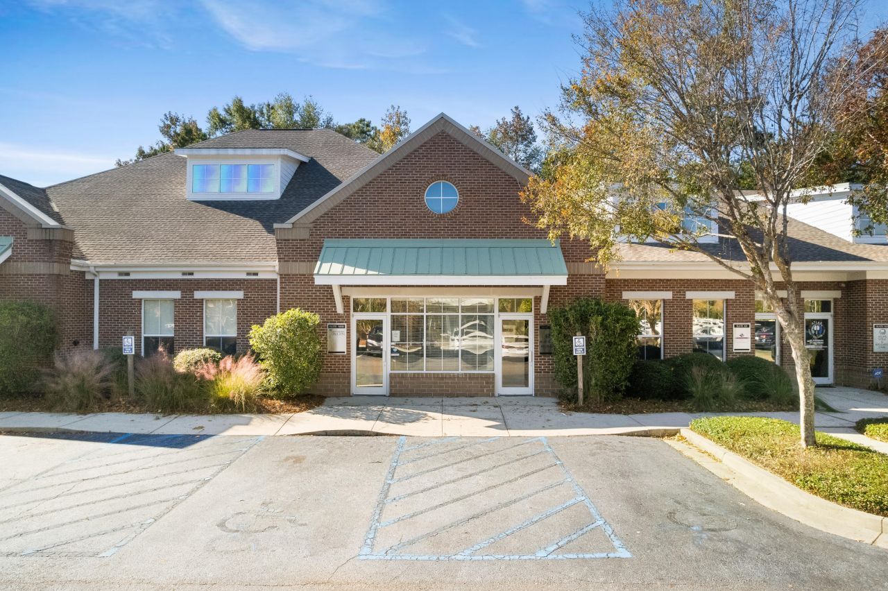 3400 Salterbeck Street Photo 19