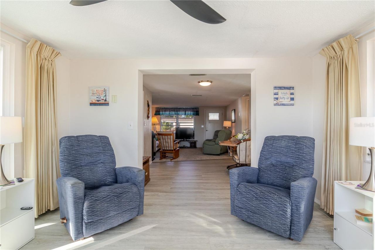 5644 Riddle Road, Holiday, FL 34690 Photo