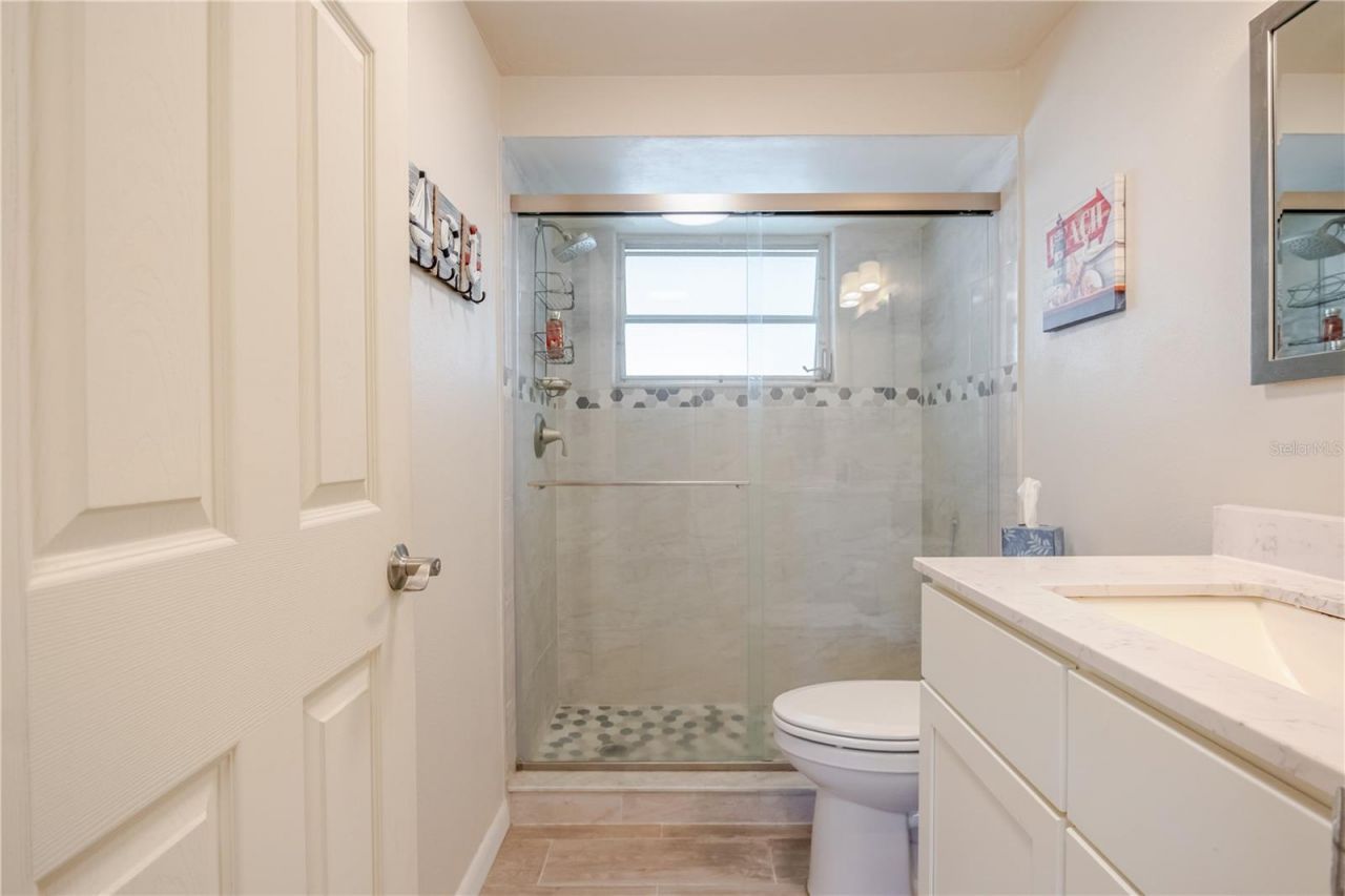 5644 Riddle Road, Holiday, FL 34690 Photo