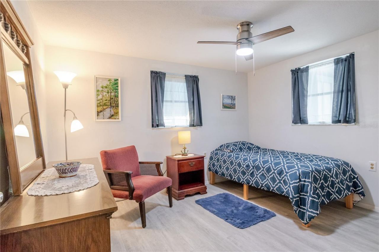 5644 Riddle Road, Holiday, FL 34690 Photo