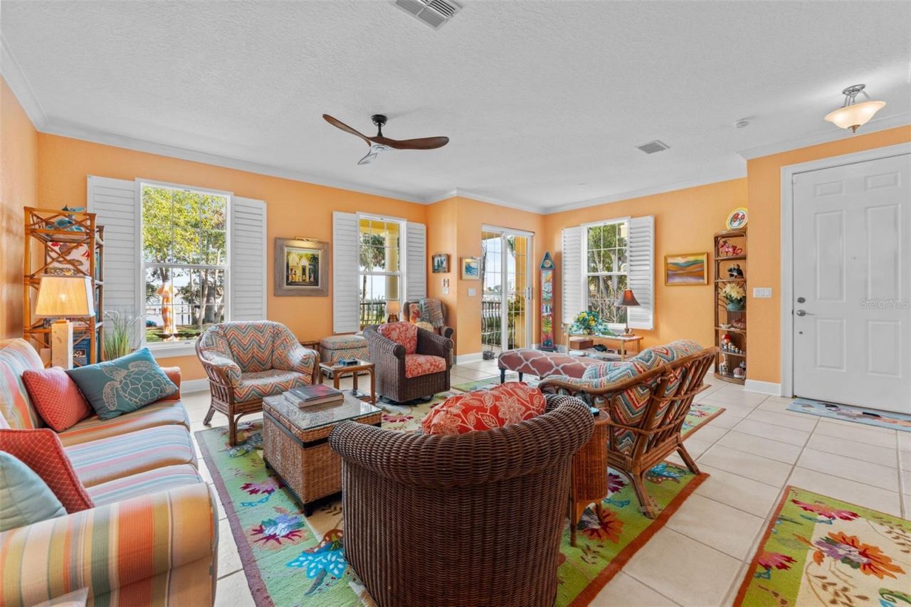 144 Banyan Bay Drive, Saint Petersburg, FL 33705 Photo