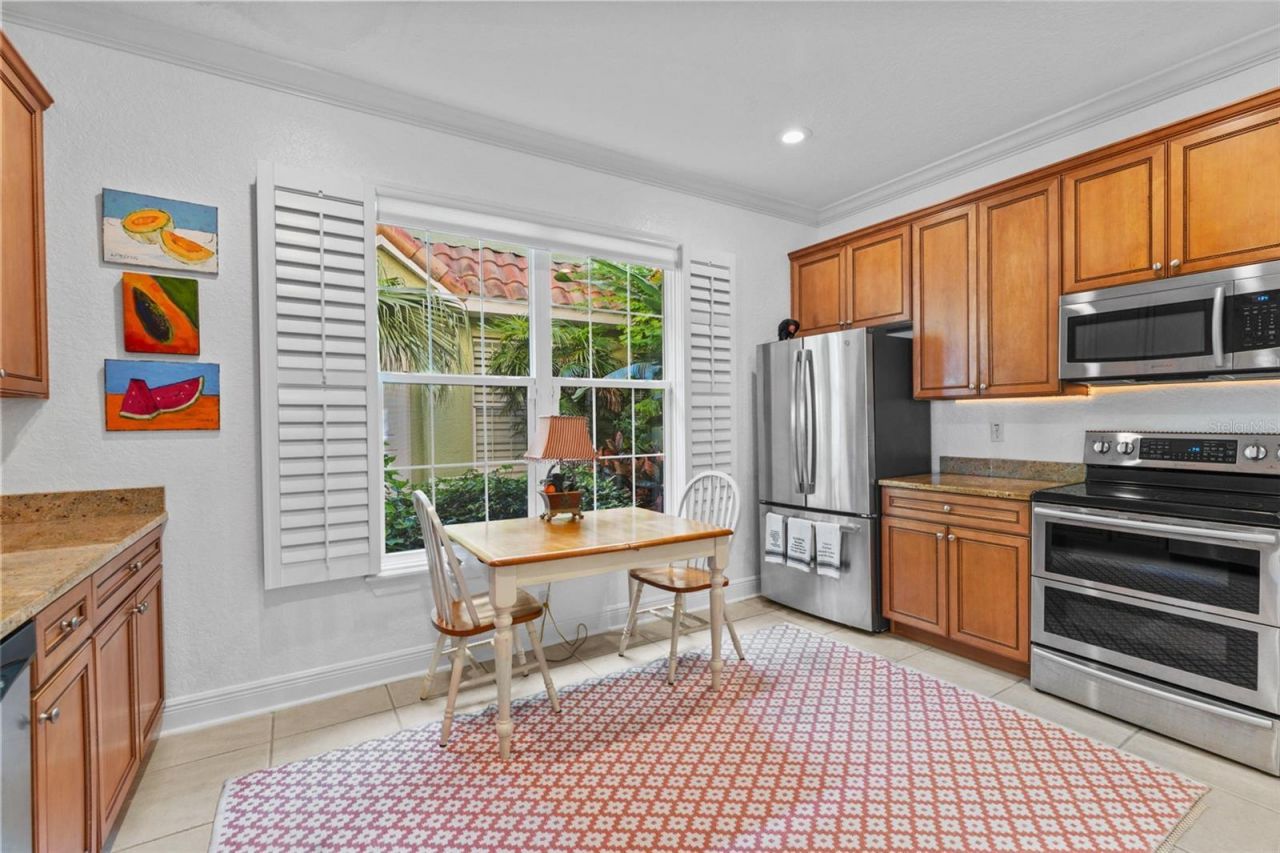 144 Banyan Bay Drive, Saint Petersburg, FL 33705 Photo