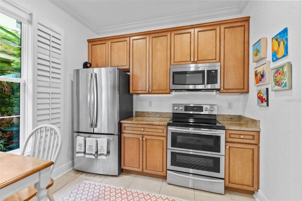 144 Banyan Bay Drive, Saint Petersburg, FL 33705 Photo