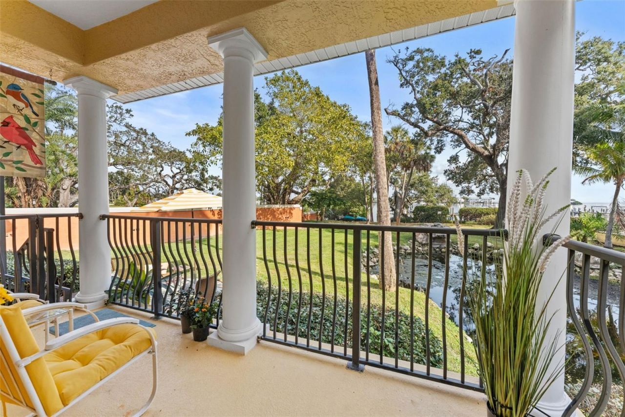 144 Banyan Bay Drive, Saint Petersburg, FL 33705 Photo