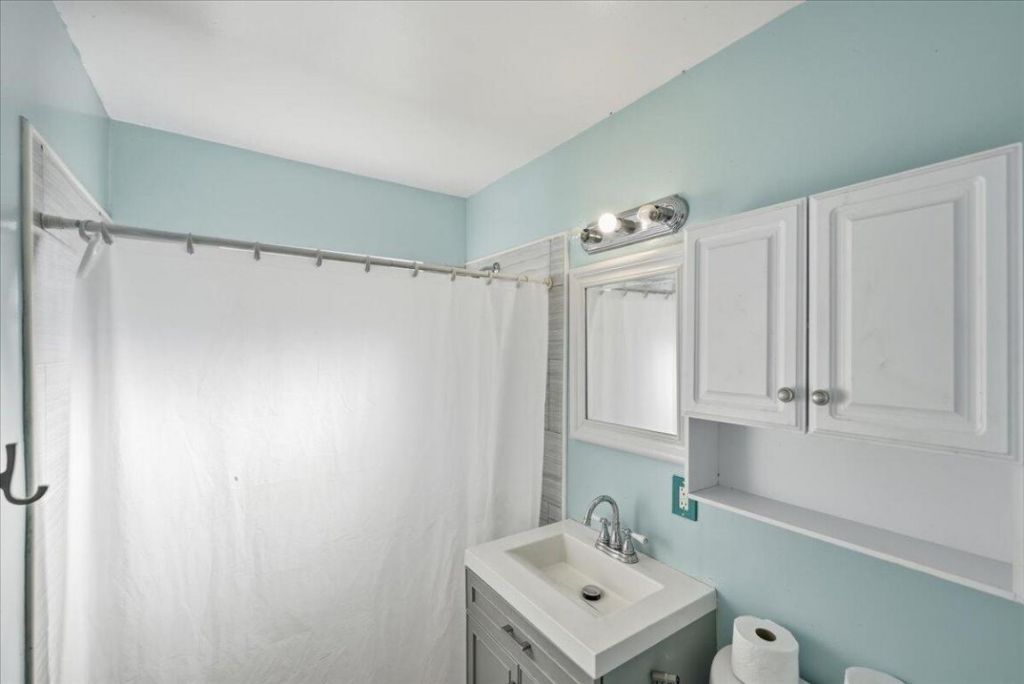 1813 Edgevale Road, Fort Pierce, FL 34982 Photo