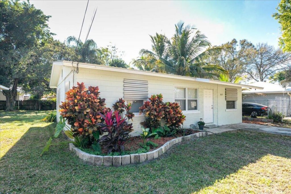 1813 Edgevale Road, Fort Pierce, FL 34982 Photo