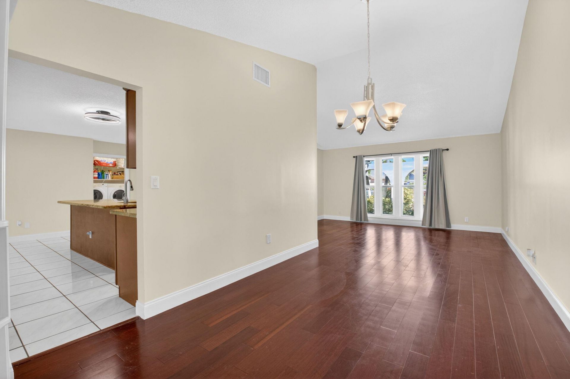 966 NW 37th Avenue, Delray Beach, FL 33445 Photo