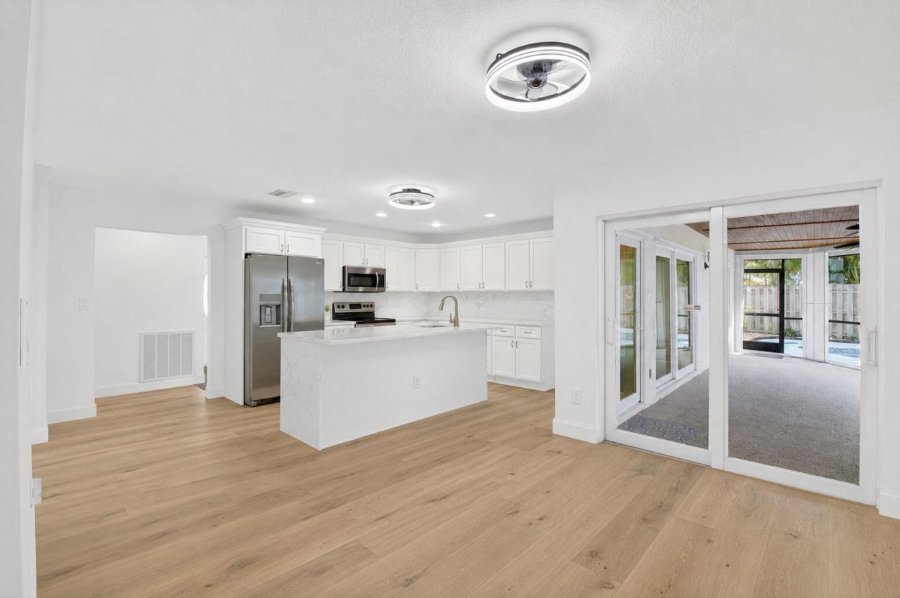 966 NW 37th Avenue, Delray Beach, FL 33445 Photo