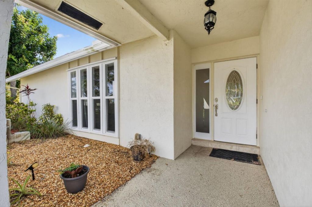 966 NW 37th Avenue, Delray Beach, FL 33445 Photo