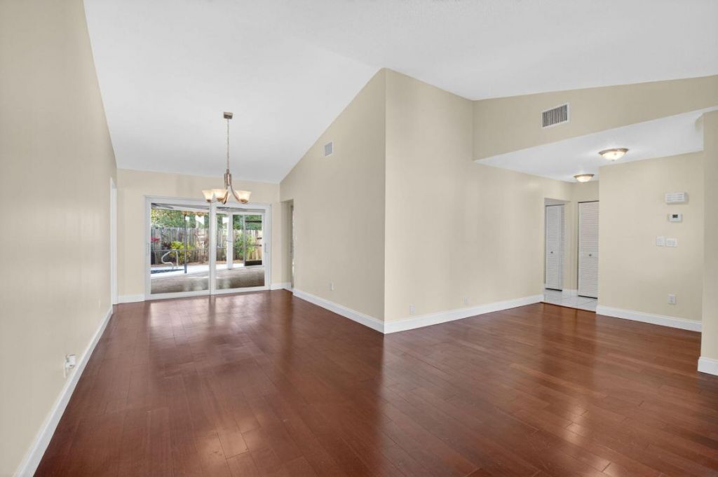 966 NW 37th Avenue, Delray Beach, FL 33445 Photo