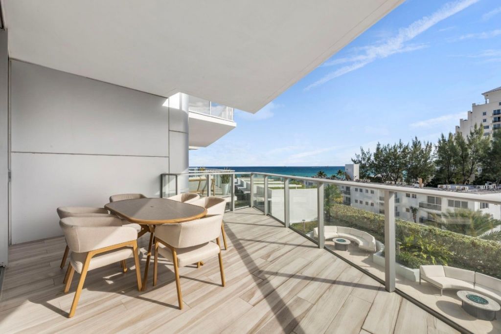 701 N Fort Lauderdale Beach Boulevard, Unit 403, Fort Lauderdale, FL 33304 Photo