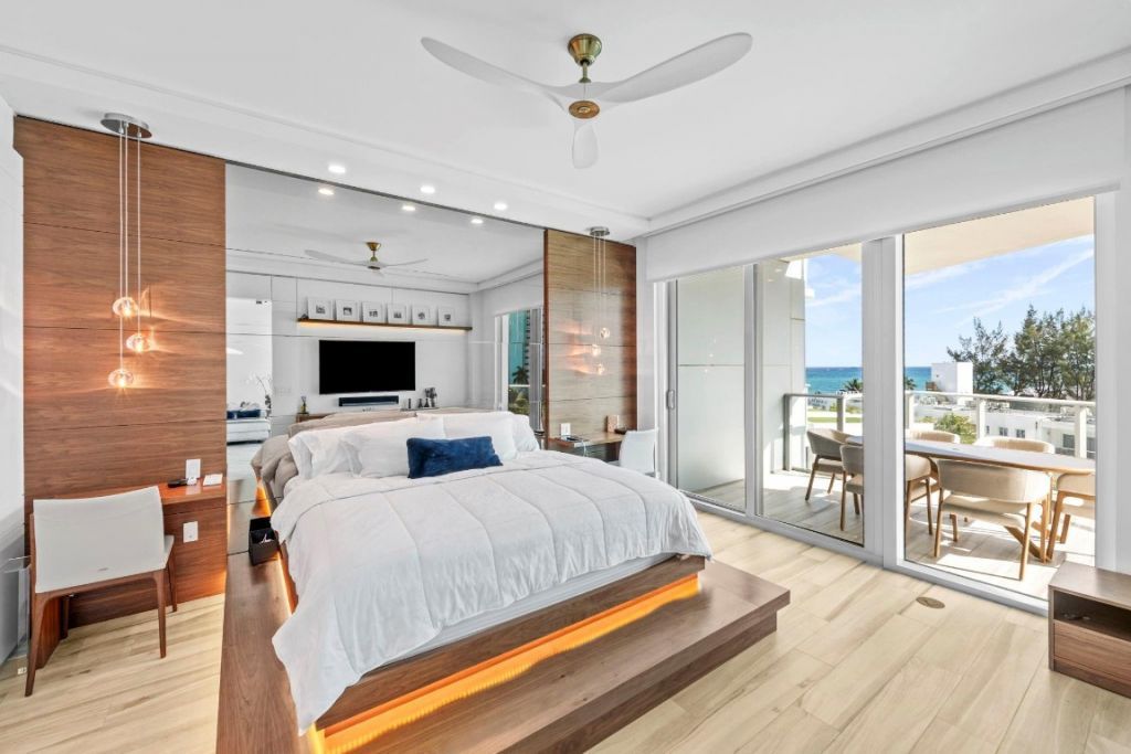 701 N Fort Lauderdale Beach Boulevard, Unit 403, Fort Lauderdale, FL 33304 Photo