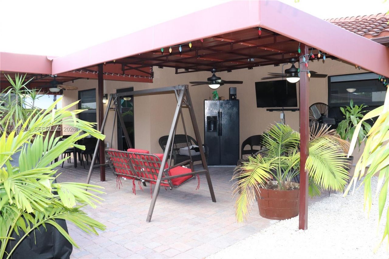 139 NE 26th Ter, Homestead, FL 33033 Photo