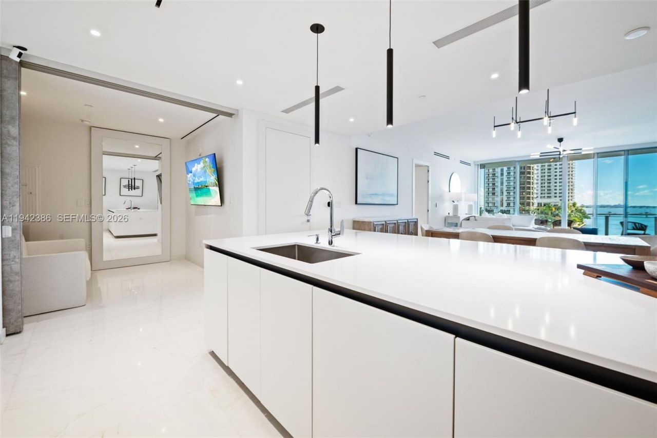 300 Biscayne Blvd Way, Unit 403C, Miami, FL 33131 Photo