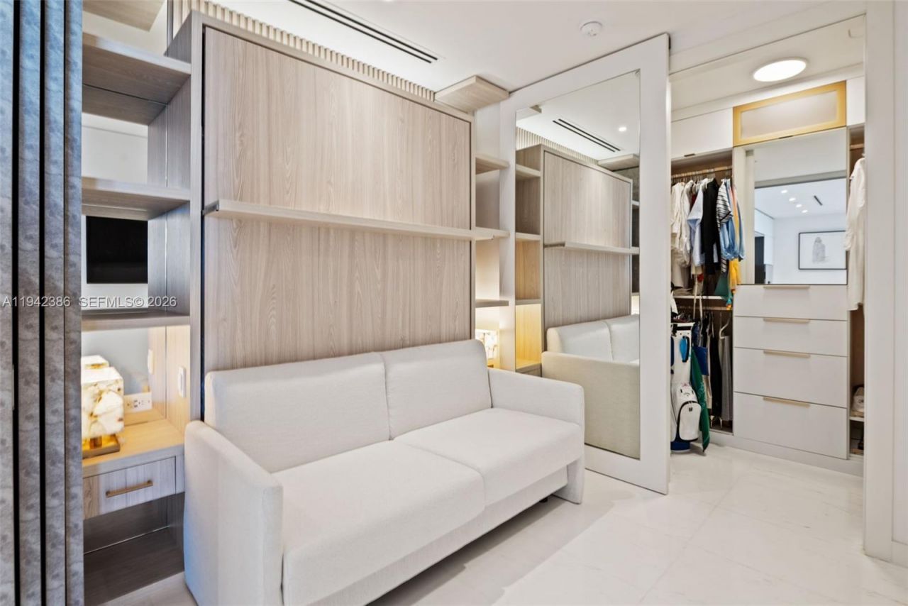 300 Biscayne Blvd Way, Unit 403C, Miami, FL 33131 Photo