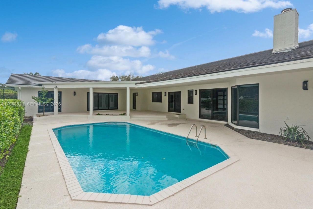 15405 SW 73rd Ct, Palmetto Bay, FL 33157 Photo