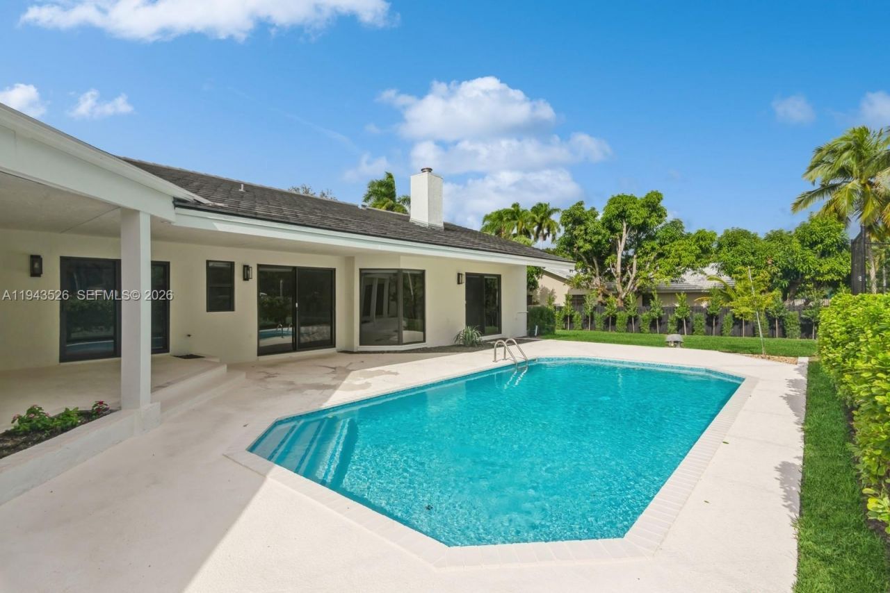 15405 SW 73rd Ct, Palmetto Bay, FL 33157 Photo