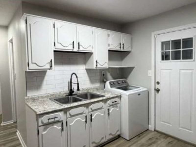 4281 Cricket Lane, Warrensville Heights, OH 44128 Photo 6